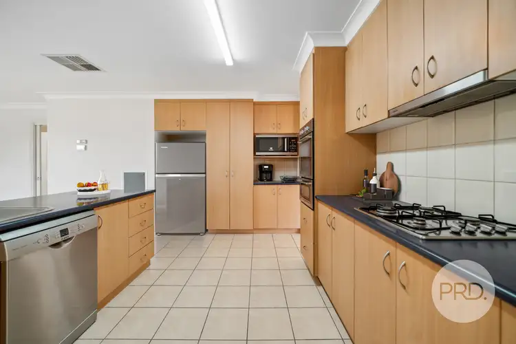 Fifth view of Homely house listing, 2 Cowan Place, Lloyd NSW 2650