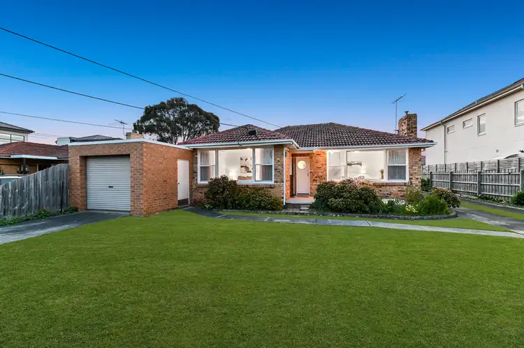 Main view of Homely unit listing, 1/15 Fernhill Street, Glen Waverley VIC 3150