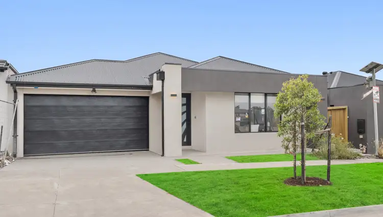 Second view of Homely house listing, 10 Fairhill Road, Wollert VIC 3750
