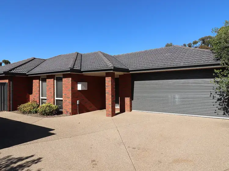 18 Bartlett Street