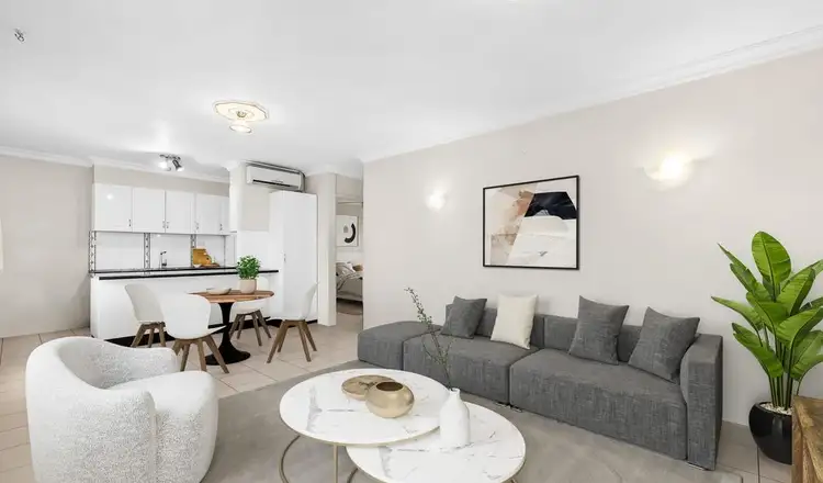 4/18 Glena Street, Fairfield QLD 4103