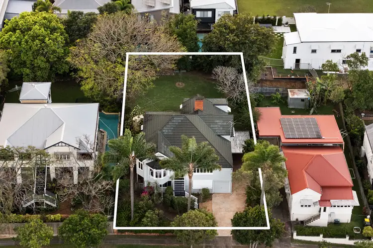 94 Lamont Road, Wilston QLD 4051