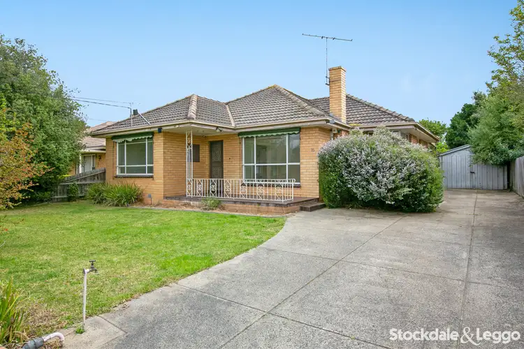 15 Sturdee Street