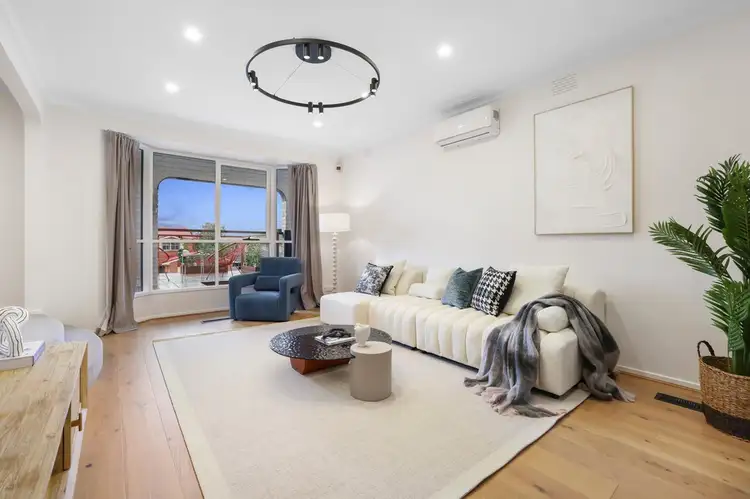 8 Buxton Court, Wheelers Hill VIC 3150