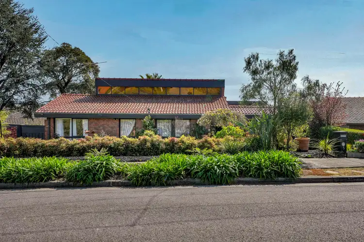 Main view of Homely house listing, 5 Van Court, Gladstone Park VIC 3043