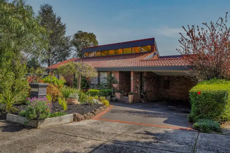 Second view of Homely house listing, 5 Van Court, Gladstone Park VIC 3043