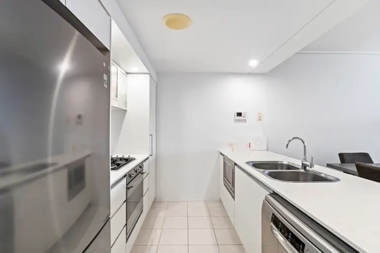 Fifth view of Homely apartment listing, 93/30 Macrossan Street, Brisbane City QLD 4000
