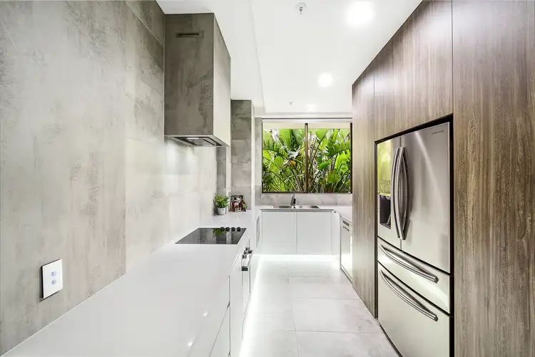 Fifth view of Homely apartment listing, 2/5 Enderley Avenue, Surfers Paradise QLD 4217