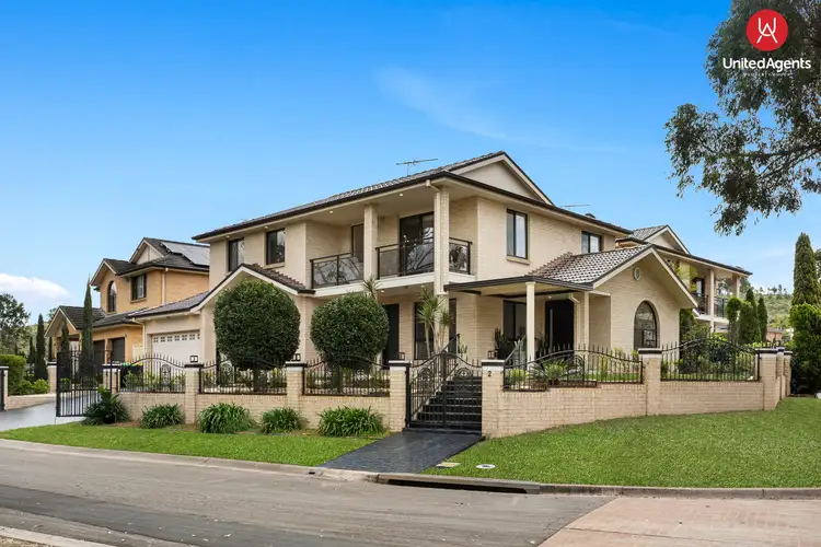 2 Kensington Close, Cecil Hills NSW 2171