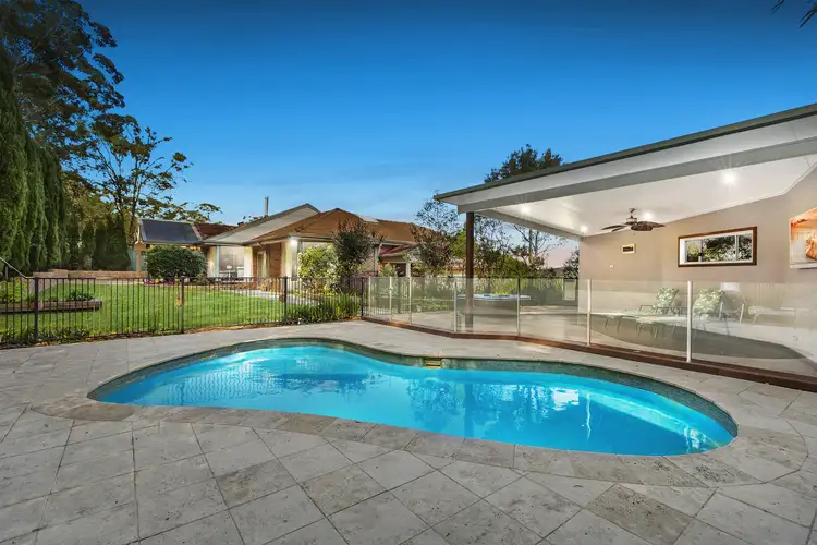 12 Kingfisher Close