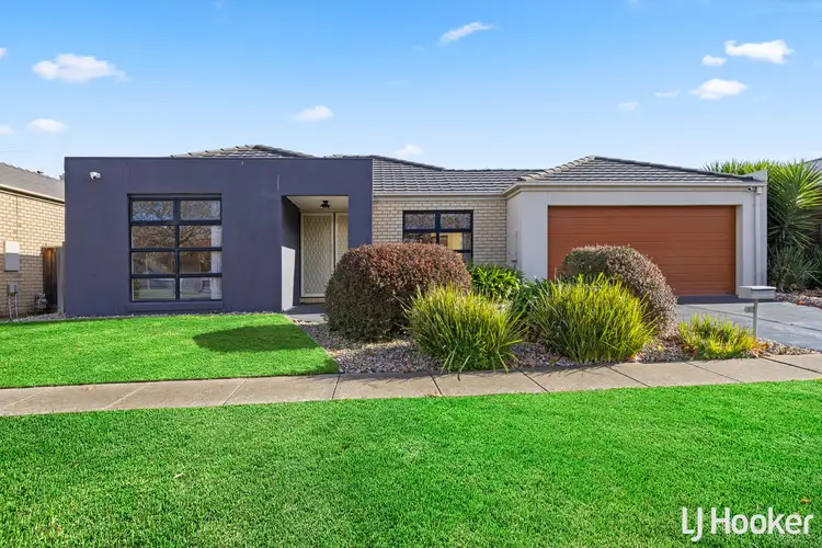 Main view of Homely house listing, 6 Fairhaven Boulevard, Melton West VIC 3337