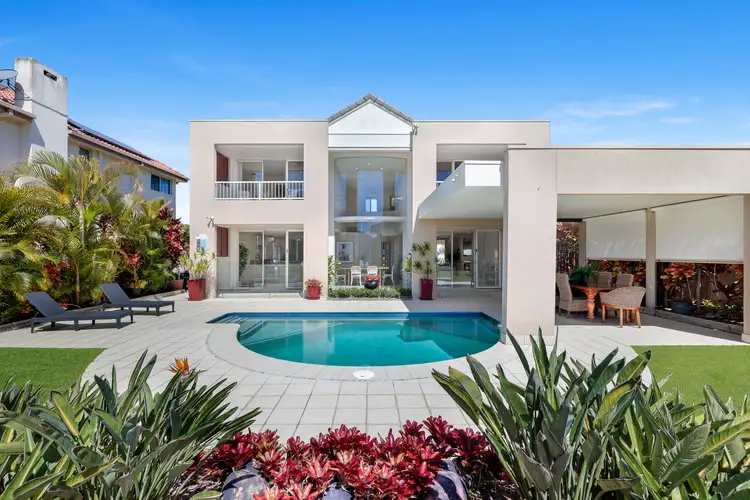 24 Meadowlake Drive, Carrara QLD 4211