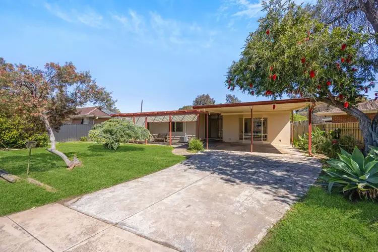7 Copas Drive