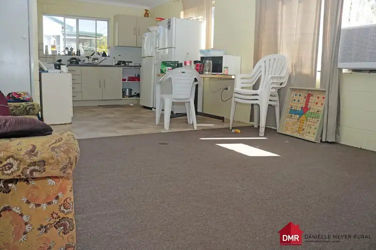 Seventh view of Homely flat listing, 1-3/98 Lyons Street, Mundubbera QLD 4626