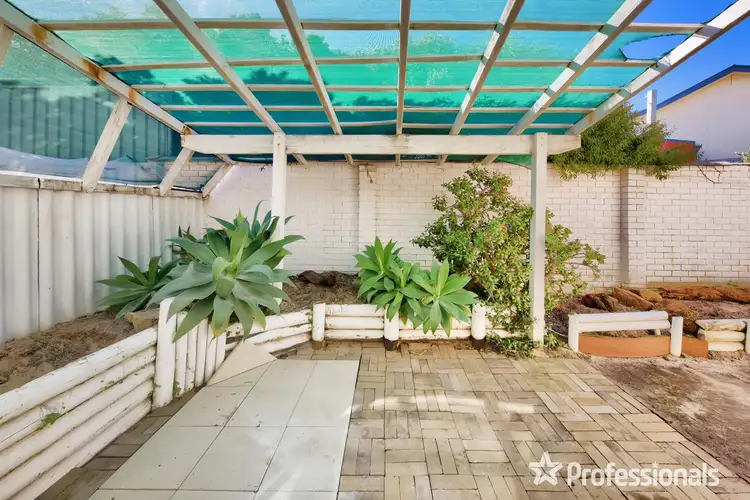 Seventh view of Homely townhouse listing, 8/4 Hepworth Way, Noranda WA 6062