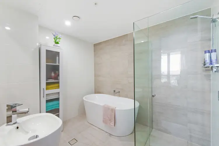 Sixth view of Homely apartment listing, 2812/2 Como Crescent, Southport QLD 4215