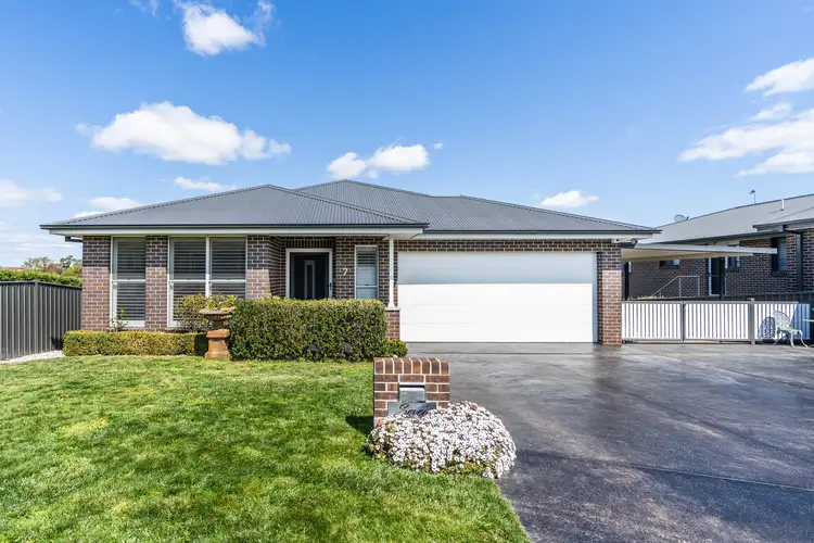 7 Camellia Place, Orange NSW 2800