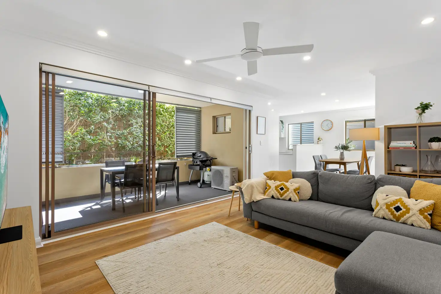 Main view of Homely unit listing, 4/16-18 Frazer Street, Collaroy NSW 2097