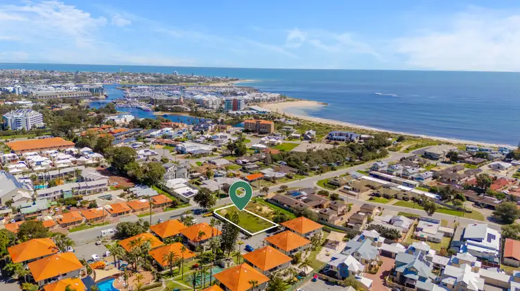 16 Stewart Street, Mandurah WA 6210