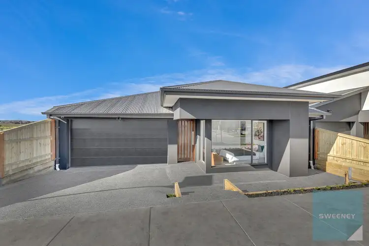 21 Rubrum Road, Sunbury VIC 3429