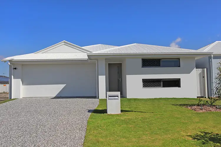 17 Maclamond Drive, Pelican Waters QLD 4551