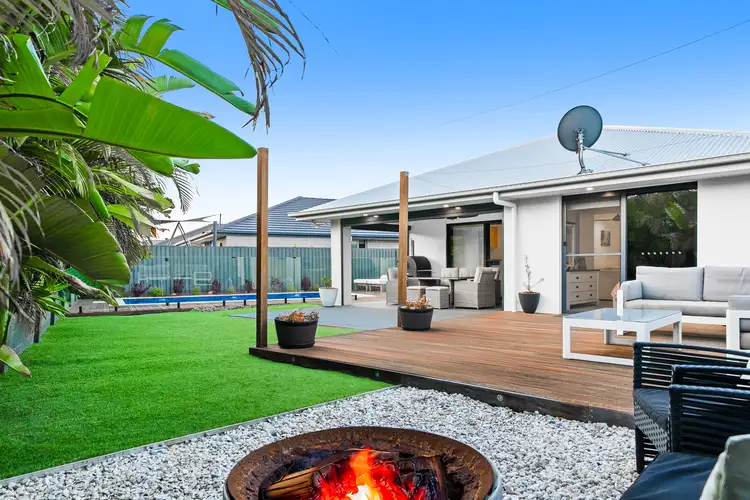 26 Butterleaf Crescent, Pimpama QLD 4209