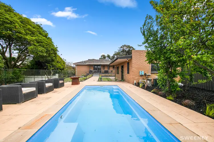 7 Gordon Avenue South, Altona Meadows VIC 3028