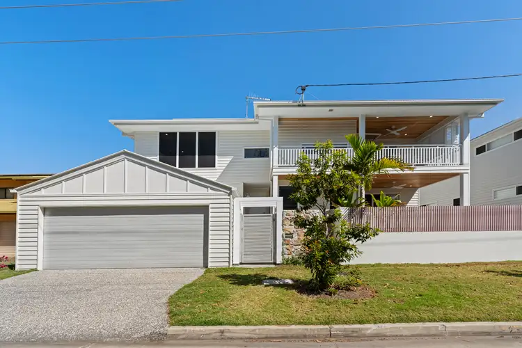 34 Teal Avenue, Paradise Point QLD 4216