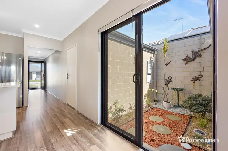 42 Thredbo Drive, Aveley WA 6069