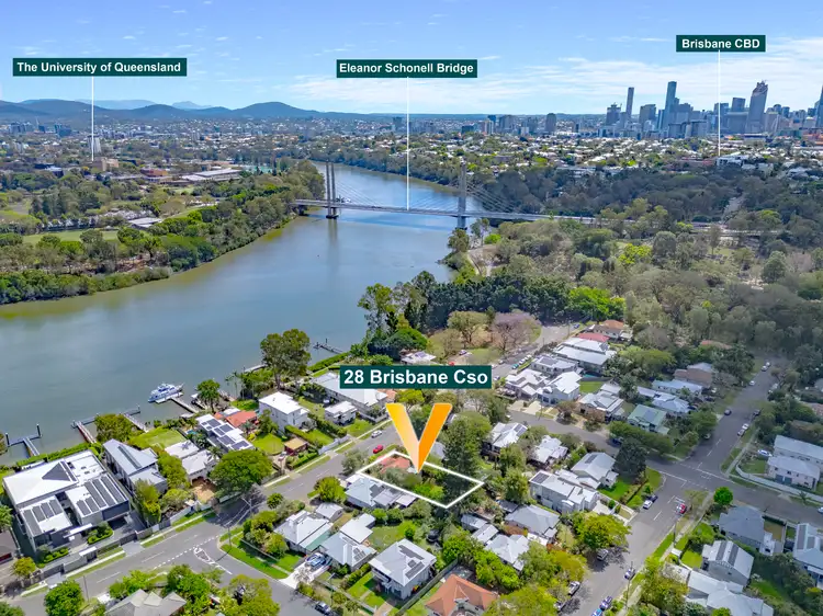 28 Brisbane Corso, Fairfield QLD 4103