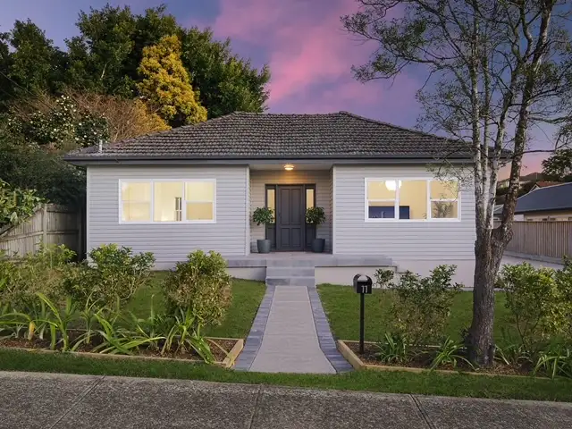 11 Stewart Avenue, Hornsby NSW 2077