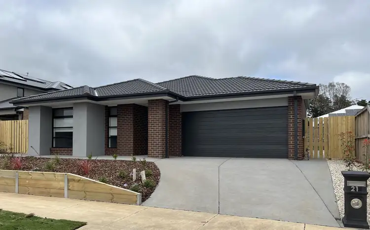 21 Walter Street, Charlemont VIC 3217