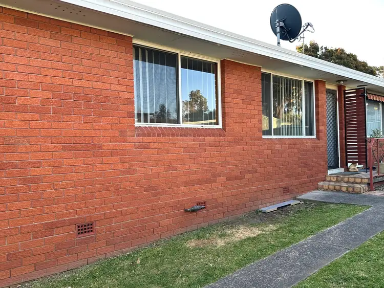 Second view of Homely house listing, 2/30 Hopetoun St, Oak Flats NSW 2529