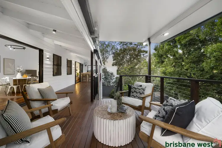 22 Stralock Street, Chapel Hill QLD 4069