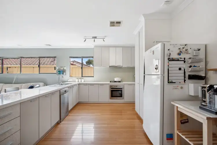 Fifth view of Homely house listing, 2/6 Roberts Street, Bayswater WA 6053