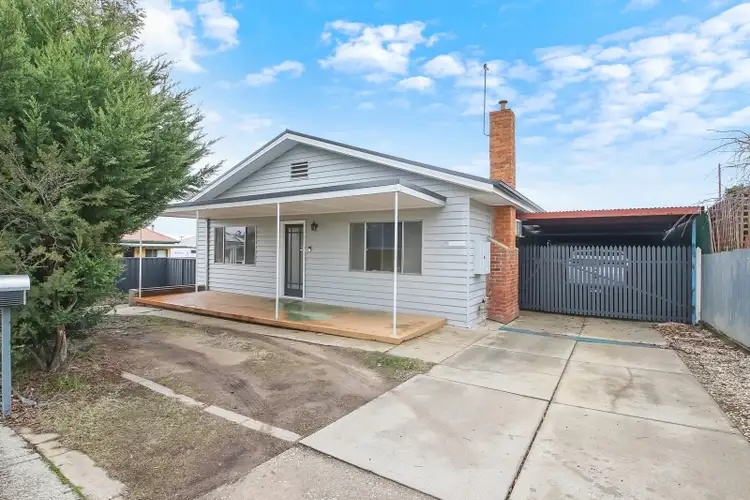 Main view of Homely house listing, 17 Glenview Avenue, Wodonga VIC 3690