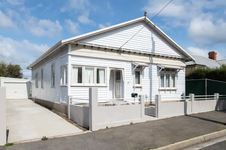 43 Mann Street