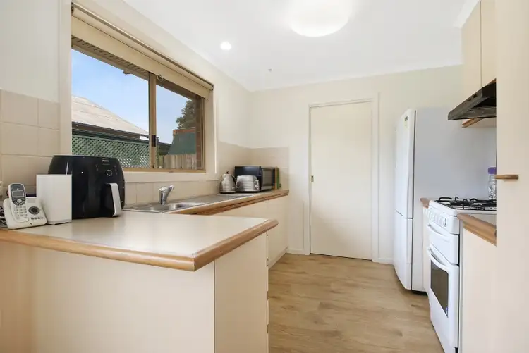 Sixth view of Homely apartment listing, 2/218 Beechworth Road, Wodonga VIC 3690