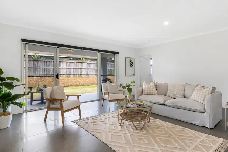 19 Fryar Crescent, Yandina QLD 4561