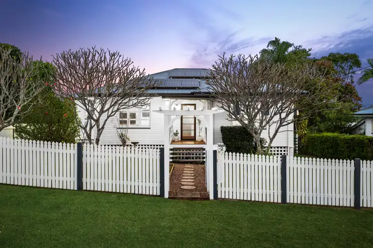 2 Margaret Street, Booval QLD 4304