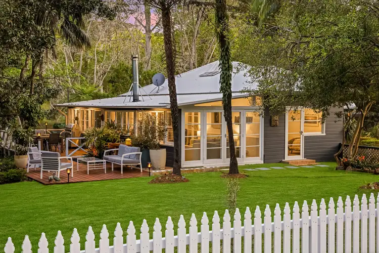 110 Oak Road, Matcham NSW 2250