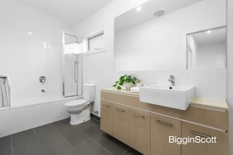 Sixth view of Homely townhouse listing, 4/45 Winbirra Parade, Ashwood VIC 3147