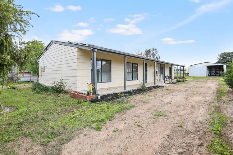 96 William Street, Lismore VIC 3324