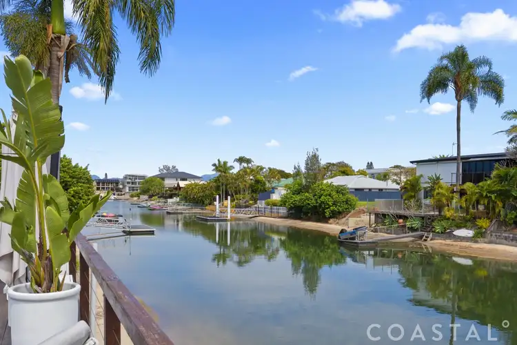 3 Summerland Key, Broadbeach Waters QLD 4218