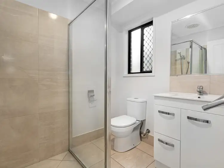 Sixth view of Homely house listing, 1/17 Eli Court, Kawungan QLD 4655