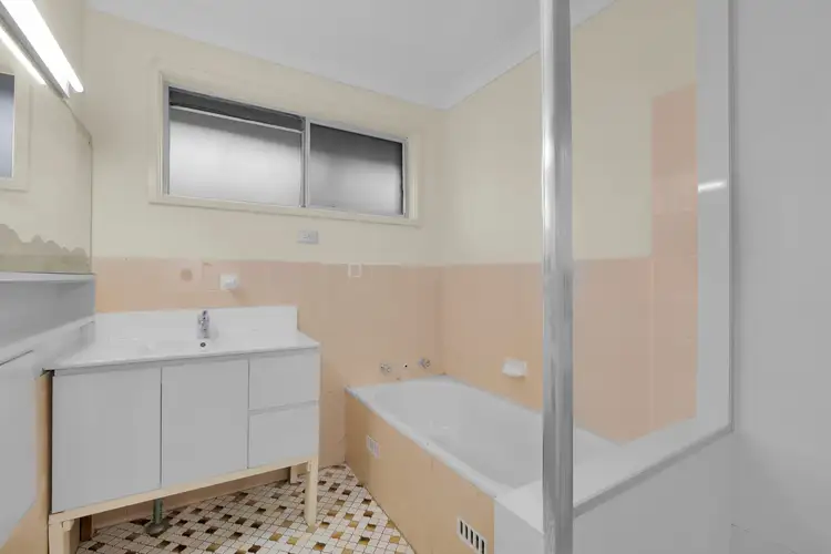 Fifth view of Homely house listing, 15 Forbes Place, Leumeah NSW 2560