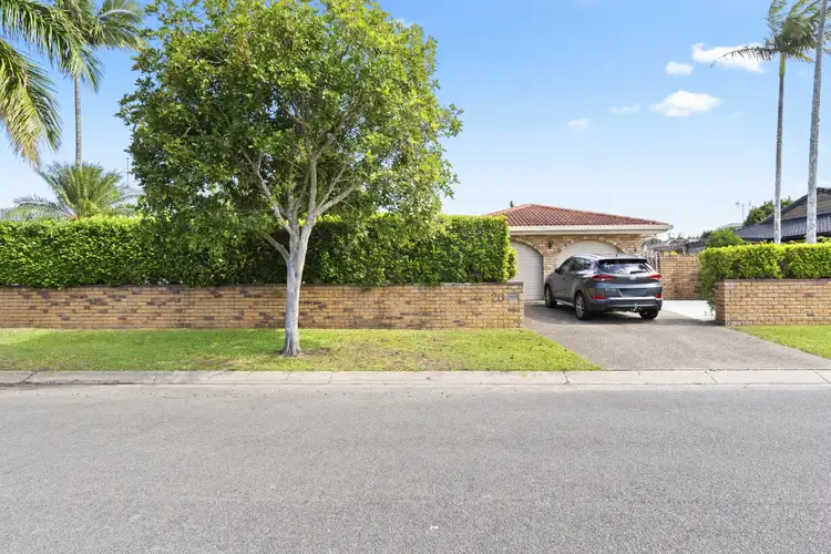 20 Apia Avenue, Clear Island Waters QLD 4226