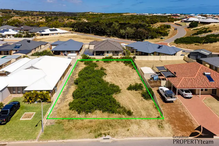 6 Topsail Street