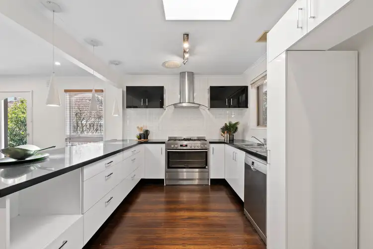 Sixth view of Homely house listing, 10 Ascot Court, Dandenong North VIC 3175