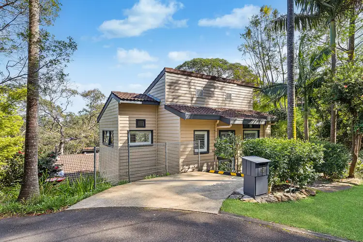 12 Claros Close, Hornsby Heights NSW 2077